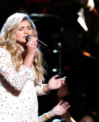 Watch The Voice Season 12 Episode 19 Live Top 12 Performances Videos: Monday, April 24, 2017. See talented teen Brennley Brown of Team Gwen Stefani sing one of the greatest songs of all time by one of the greatest singers of all time - "Long, Long Time" by Linda Ronstadt. It was absolutely beautiful!