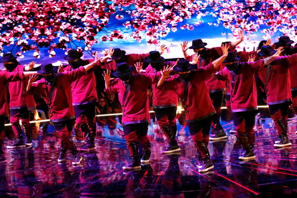  Watch World Of Dance Season 1 Episode 1 The Qualifiers 1 Videos: Tuesday, May 30, 2017. See The Los Angeles crew Kinjaz perform to Ellie Goulding's "High for This" in Night 1 of World of Dance's Qualifiers.