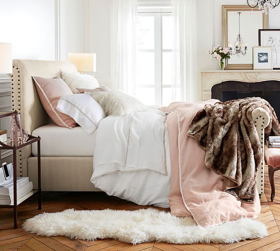 Pottery Barn CHESTERFIELD NON-TUFTED BED WITH FOOTBOARD nailhead trim pottery barn upholstered beds sale 2017
