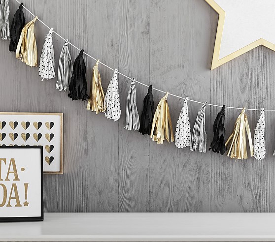 Pottery Barn Kids Emily & Meritt Black & White Tassel Garland pottery barn kids super sale