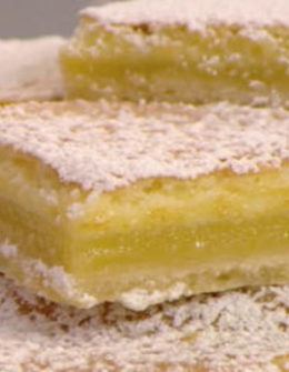 Watch Bird Bakery owner Elizabeth Chambers Hammer show Kathie Lee Gifford and Hoda Kotb how to make delicious lemon squares and old fashioned banana cream pudding on the Tuesday, July 25, 2017 episode of Today with KLG and Hoda.