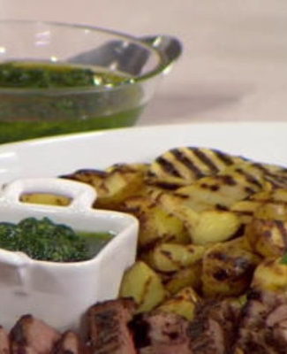 Watch Hunter Lewis of Cooking Light show Al Roker how to make easy and delicious steak and veggies with chimichurri with just five ingredients (in under 30 minutes!) on the Thursday, August 17, 2017 episode of the Today show.