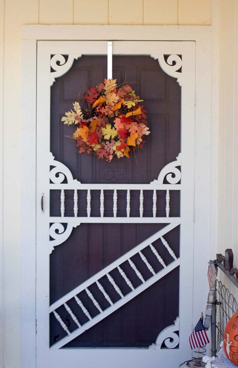 candace rose anderson fall wreath leaves front porch candieanderson blog