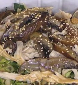 Watch chef Ryan Scott show Kathie Lee Gifford and Hoda Kotb how to make delicious Chinese chicken salad with roasted portobello mushrooms on the Thursday, September 14, 2017 episode of the Today show with KLG and Hoda.