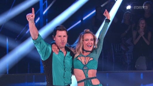  Watch Dancing With The Stars Season 25 Episode 1 Videos Night 1 on Monday, September 18, 2017. See 98 Degrees frontman Nick Lachey and partner Peta Murgatroyd dance a charming Cha Cha to Come Get It Bae by Pharrell Williams! It was amazing, especially for a guy who says he can't dance! 