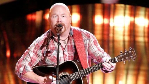  Watch The Voice Season 13 Episode 2 The Blind Auditions Premiere Night 2 Videos: Tuesday, September 26, 2017. Meet construction worker/former demo singer Red Marlow age 40 of Dickson, Tennessee! Tonight he sang one of the greatest songs of all time "Swingin" by John Anderson. Miley Cyrus and Blake Shelton both turned around for him, but in the end he chose Blake as his coach. Congrats to them both!