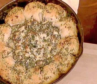 Watch Clinton Kelly and chef Carla Hall make delicious garlic bread spinach artichoke dip on the Monday, October 2, 2017 episode of "The Chew."