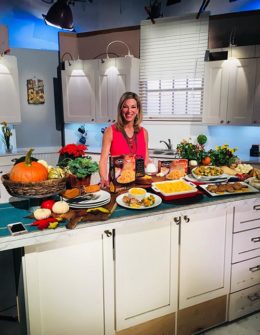 Parenting expert and mom, Colleen Burns of "Mom On The Run" joined Candace Rose for an interview to share meals for busy moms and dads just in time for fall. Image courtesy of Twitter.com/5Boys