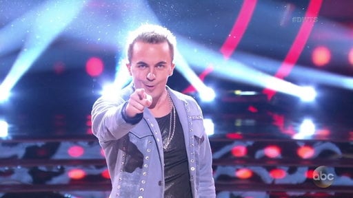  Watch Dancing With The Stars Season 25 Episode 4 Videos on Monday, October 2. 2017. See former Malcom In The Middle star Frankie Muniz and his partner Witney,Carson help make Frankie's boy band dreams come true with their samba. They scored a 21 out of 30!