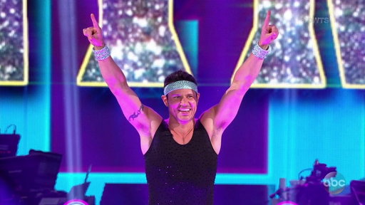 Watch Dancing With The Stars Season 25 Episode 4 Videos on Monday, October 2. 2017.  98 Degrees frontman Nick Lachey (and his partner Peta Murgatroyd),Jump for Love of Jazz. This dance was inspired by his love of romantic comedies! They scored a 21/30.