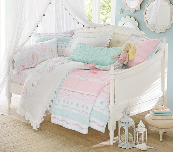 Pottery Barn Kids Blythe Upholstered Tufted Daybed Vintage Simply White pottery banr kids buy more save more sale