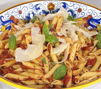Watch Food Network "Kids Baking Championship" co-host Valerie Bertinelli show Hoda Kotb and Dean Cain how to make an easy and delicious spicy penne arrabbiata on the Thursday, January 18, 2018 episode of the Today show.
