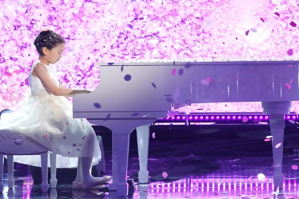 Meet Anwen, a brilliant young pianist! She performed beautifully on the Thursday, July 5, 2018 episode of Little Big Shots season 3 episode 11 "Brotherly Love."