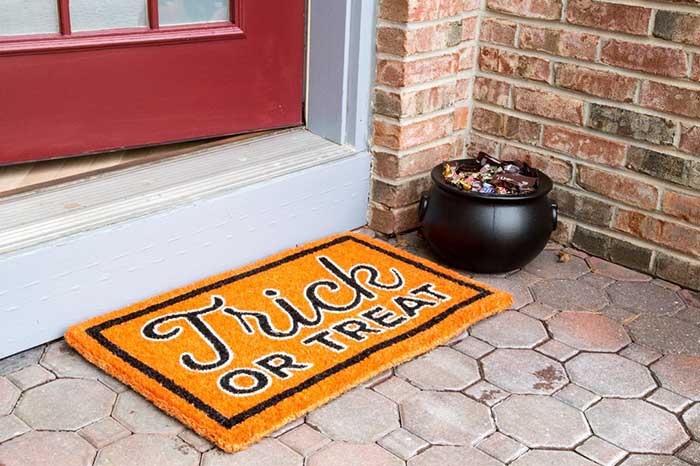 Entryways Trick or Treat Hand-Woven Coir Doormat Orange Black White fall door mats doormats halloween