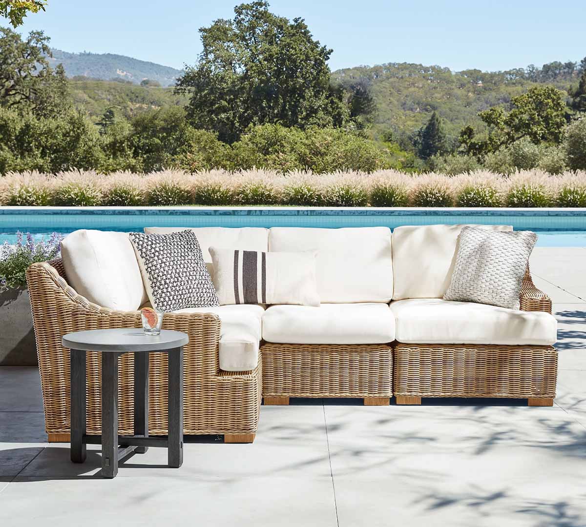 Pottery Barn Huntington Wicker 4-Piece Slope Arm Outdoor Sectional (100) Natural patio best wicker sectionals