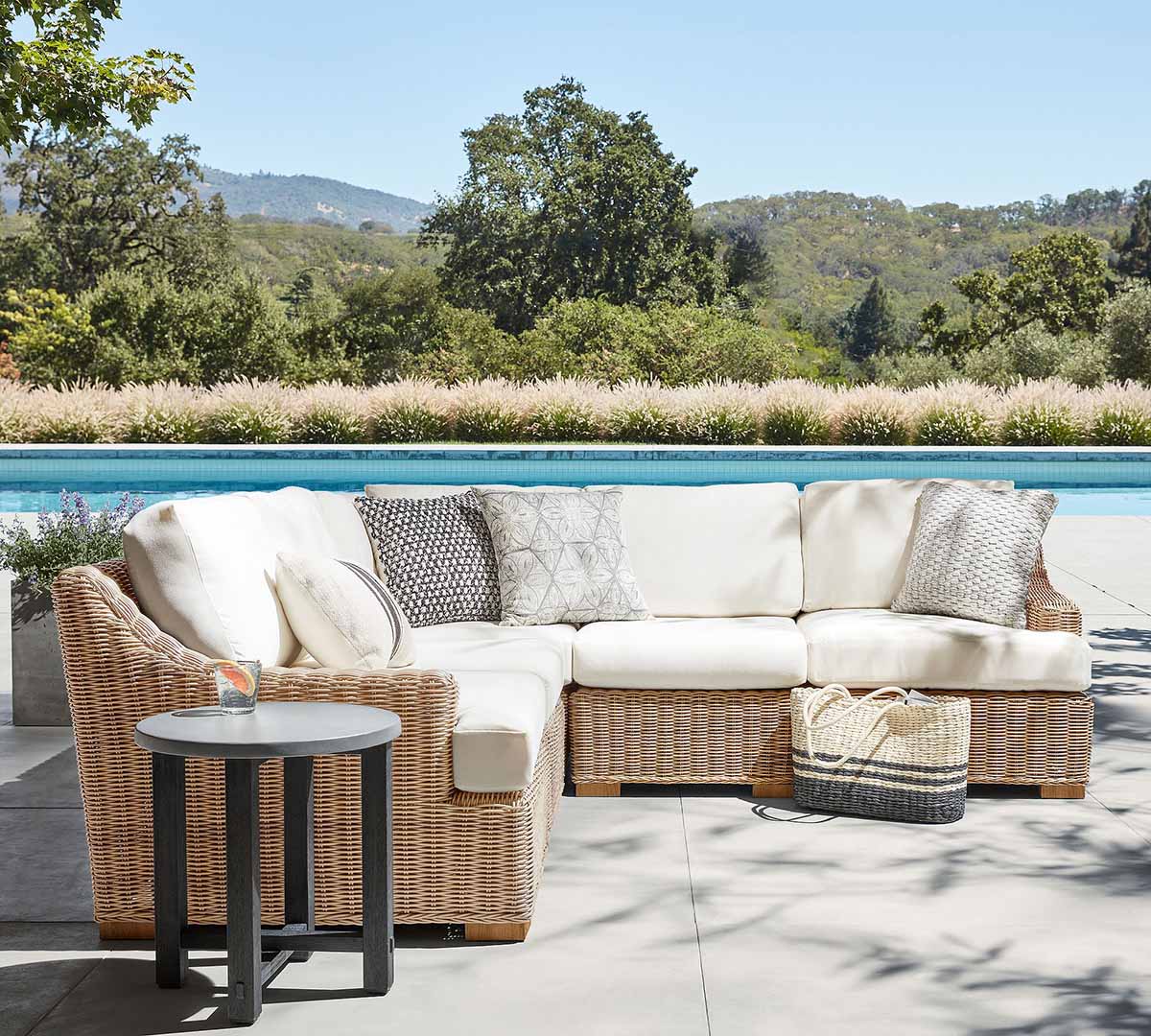 Pottery Barn Huntington Wicker 5-Piece Slope Arm Outdoor Sectional (100) Natural best wicker sectionals outdoor patio