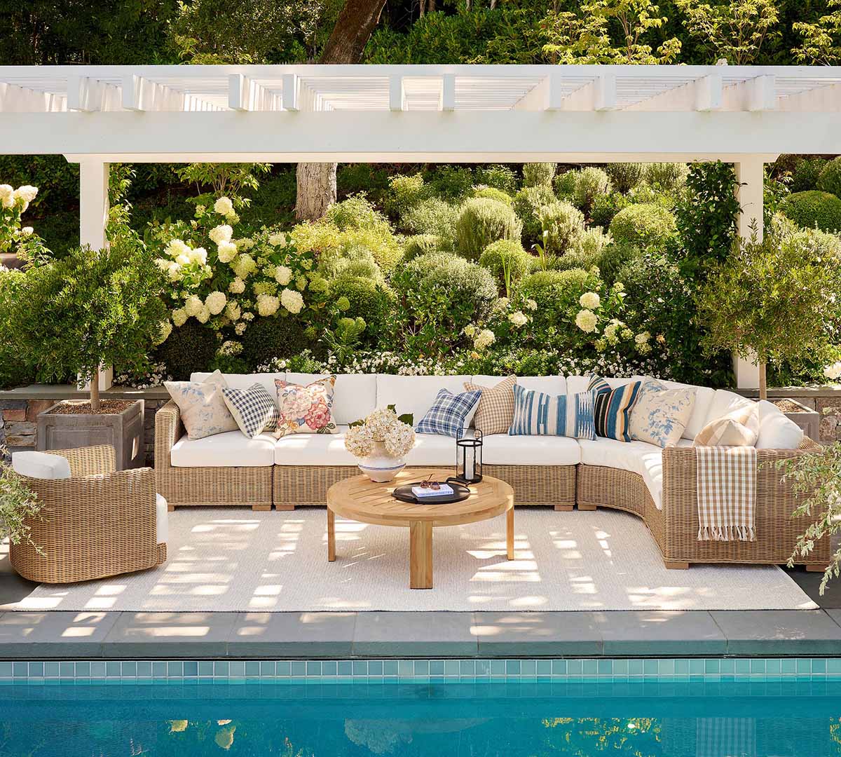 Pottery Barn Huntington Wicker Square Arm 6-Piece Outdoor Sectional (137") Natural best wicker outdoor sectionals