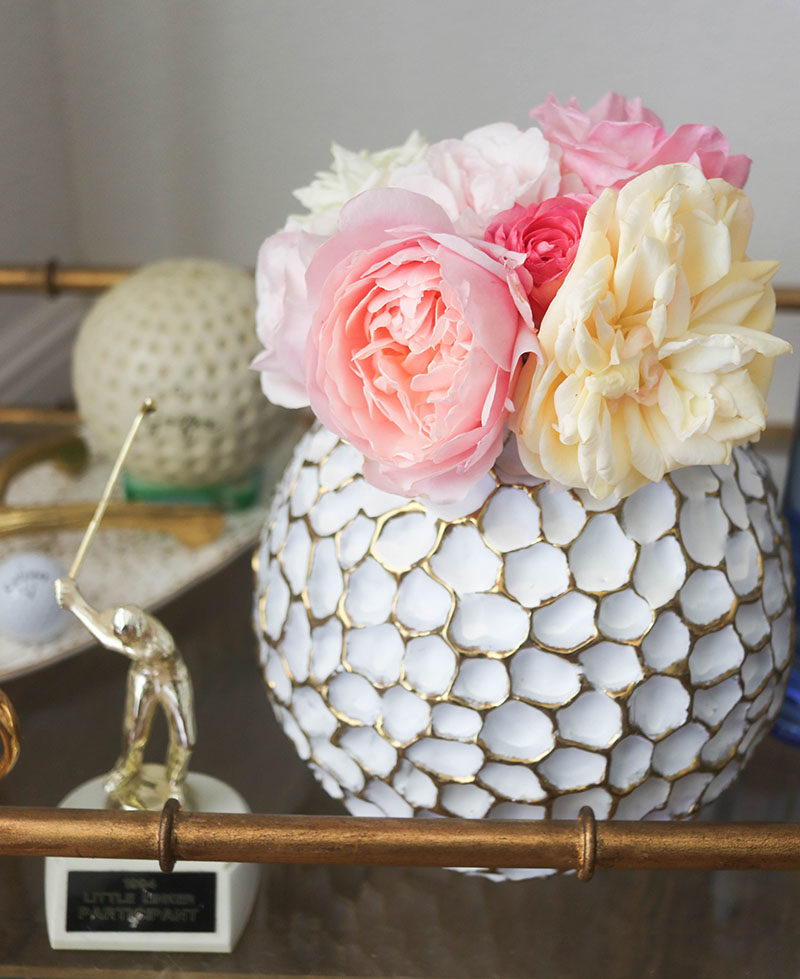 Fresh RoseCandi light pink and cream colored garden roses on lifestyle blogger Candie Anderson of Candieanderson.com golf themed bar cart.