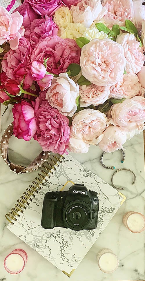 Fashion blogger, lifestyle expert and journalist Candie Anderson of the blog Candieanderson.com has the scoop on the best 2019-2020 planners and agendas including this marble Day Designer agenda.