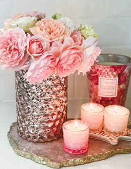 Flower farmer, lifestyle expert and blogger, Candie Anderson has the scoop on 15 of the best garden rose candles for floral lovers. They come in a variety of sizes and range in price from $10 to $75.