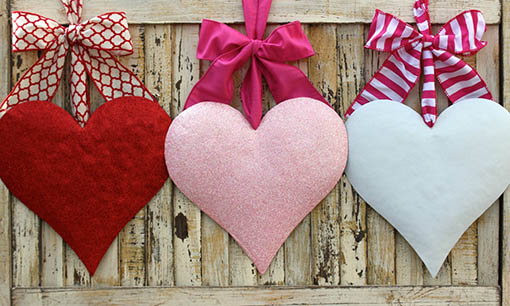 EverBloomingOriginal Valentine Heart Wreath red white pink glitter valentines day wreaths