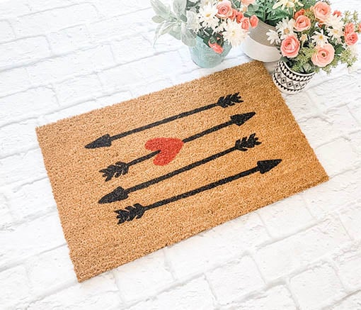 NinetoWineDesign Arrow Doormat valentines day doormats heart