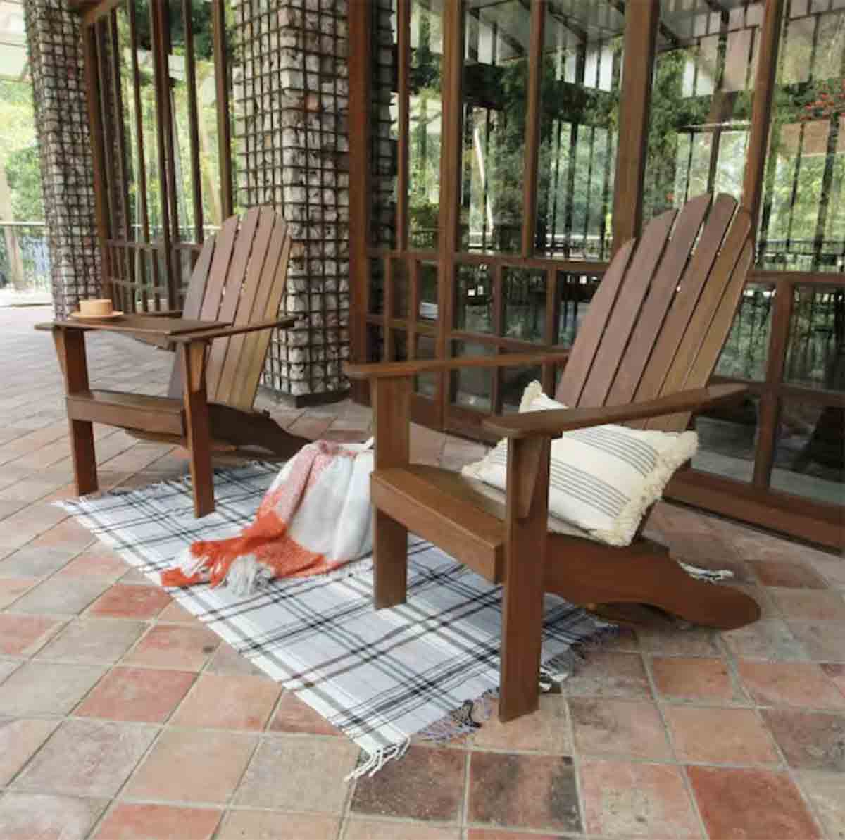 Cambridge Casual Juni Mahogany Wood Natural Brown Adirondack Chair Free Tray Table best adirondack chairs