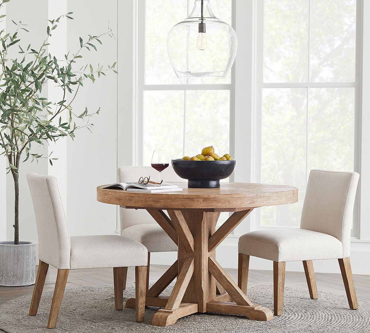 Pottery Barn Benchwright Round Pedestal Extendable Dining Table (48-72) Seadrift rustic round dining tables best