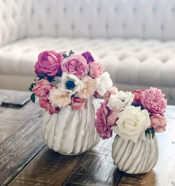 Lifestyle expert, journalist and interior design blogger Candie Anderson has the scoop on the best white ceramic vases!