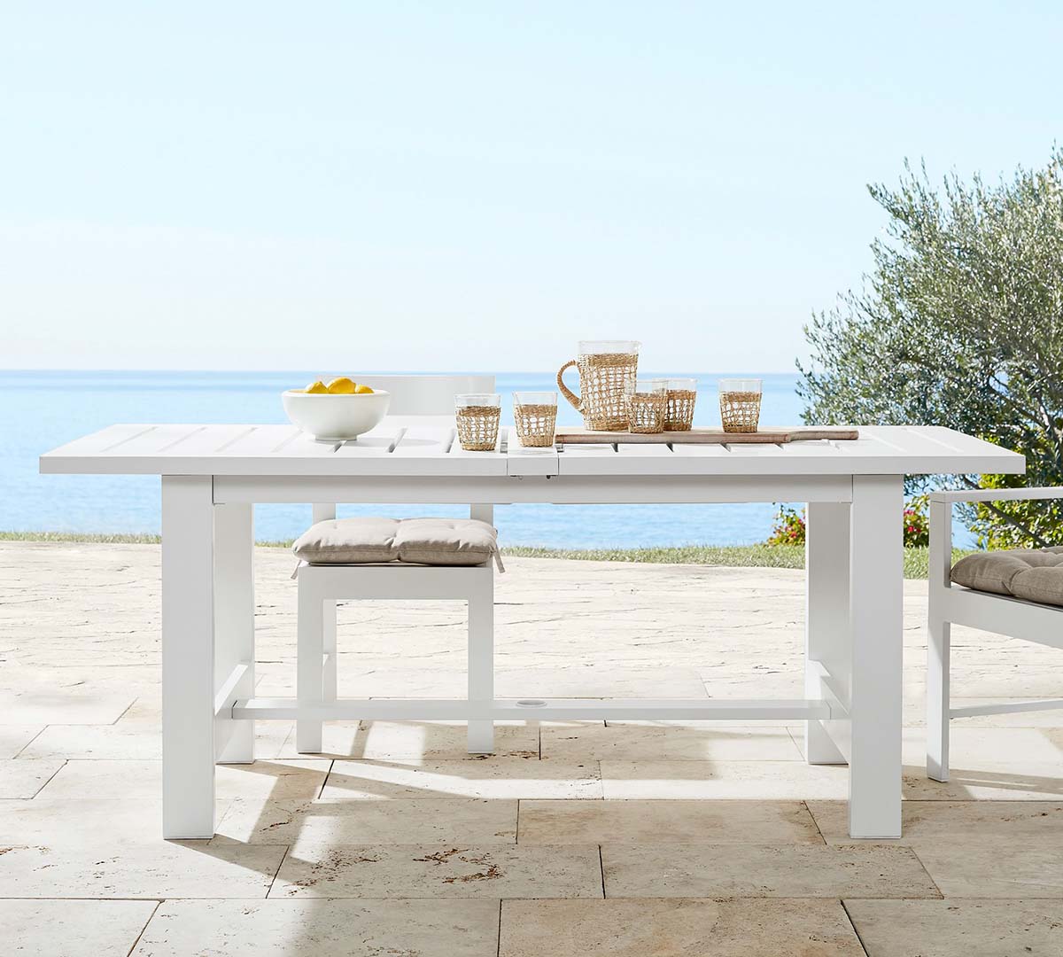 Pottery Barn Malibu Metal Extendable Rectangular Outdoor Dining Table (76-103) White best outdoor metal dining tables