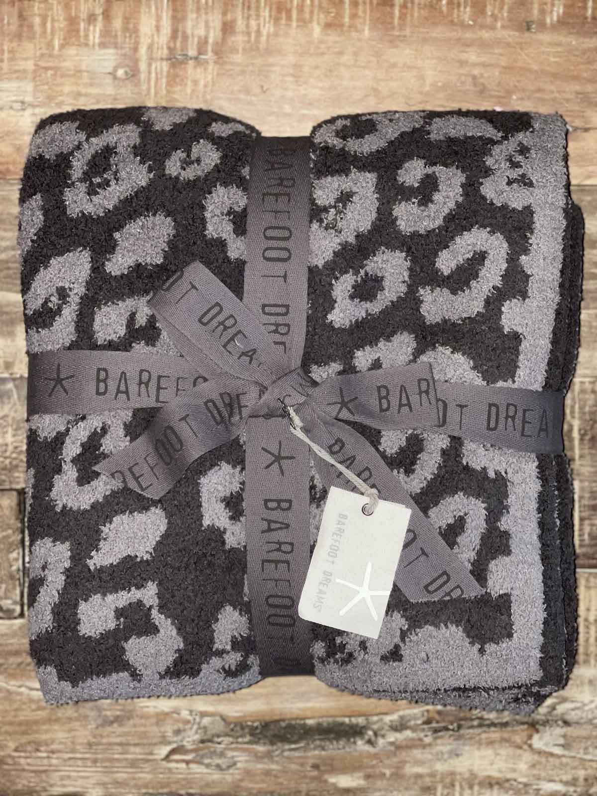 The Barefoot Dreams Throw Blanket is discounted at the Nordstrom Anniversary Sale! Candie Anderson shares why it makes the perfect gift for everyone on your list.