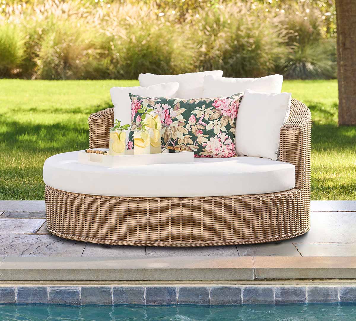 Pottery Barn Huntington Wicker Round Swivel Outdoor Daybed Natural best wicker outdoor daybeds