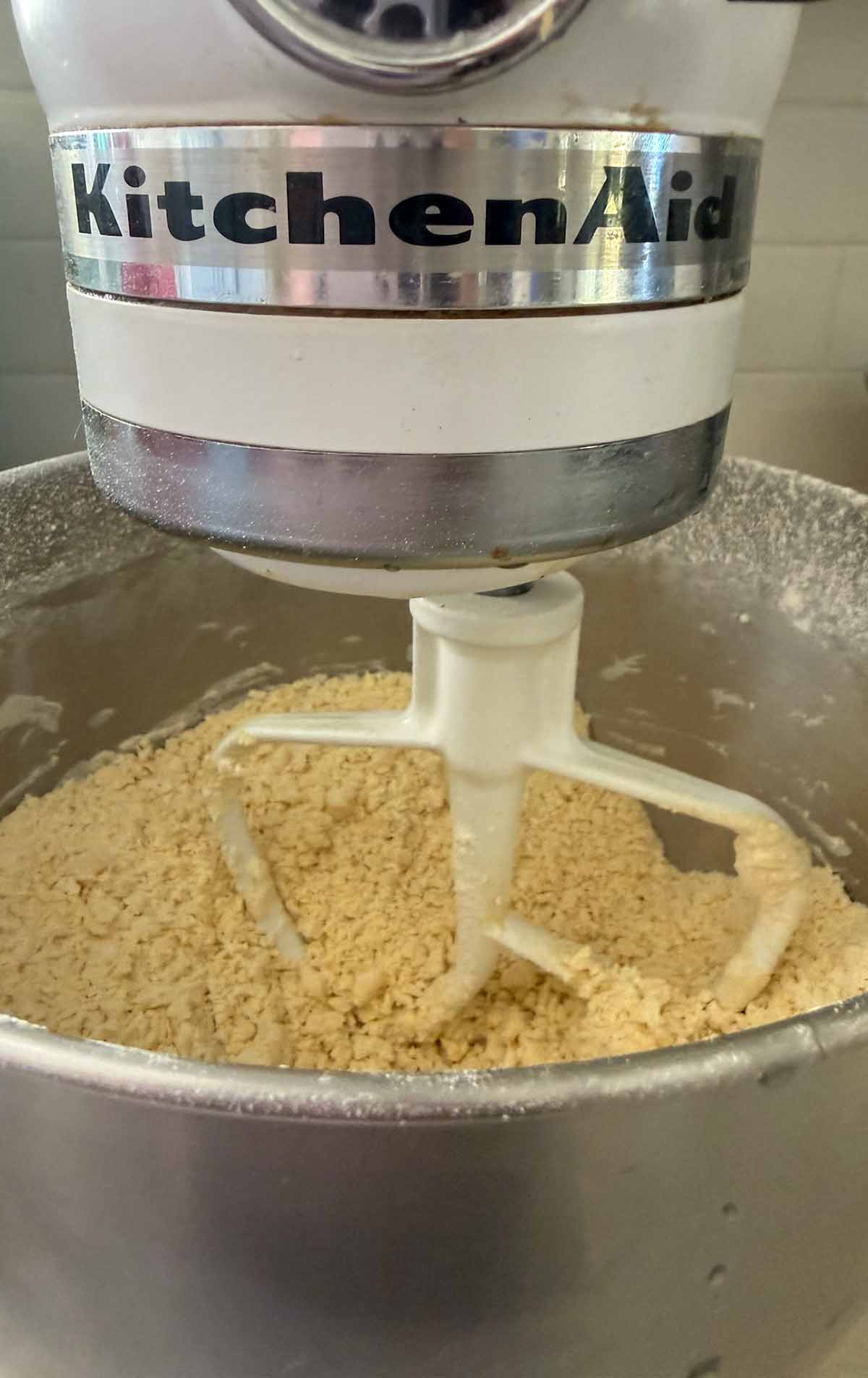 Entertaining expert, journalist and lifestyle blogger Candie Anderson of candieanderson.com shows how she made homemade pasta dough using her KitchenAid stand mixer.