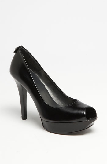 Stuart Weitzman 'Stage' Pump (Nordstrom Exclusive) in Black Leather. Nordstrom